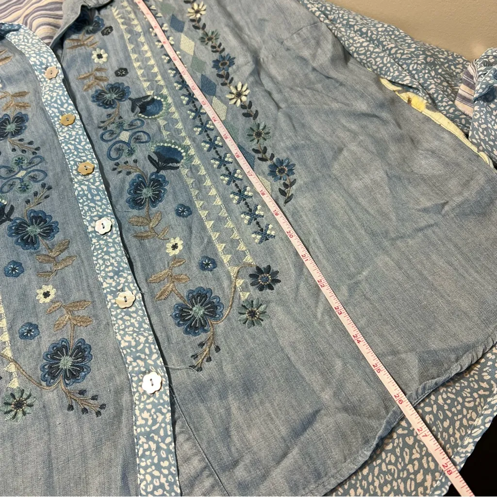 John Mark Women’s Blue Embroidered Floral Button Down Mixed Print Top 1X - Image 12
