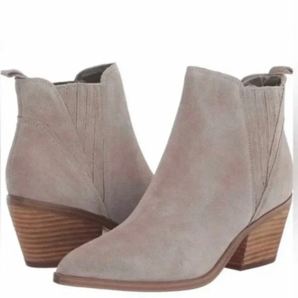 Marc Fisher Suede Leather Teona Light Grey Ankle Cowboy Boot Size 7.5 NWT - Image 4