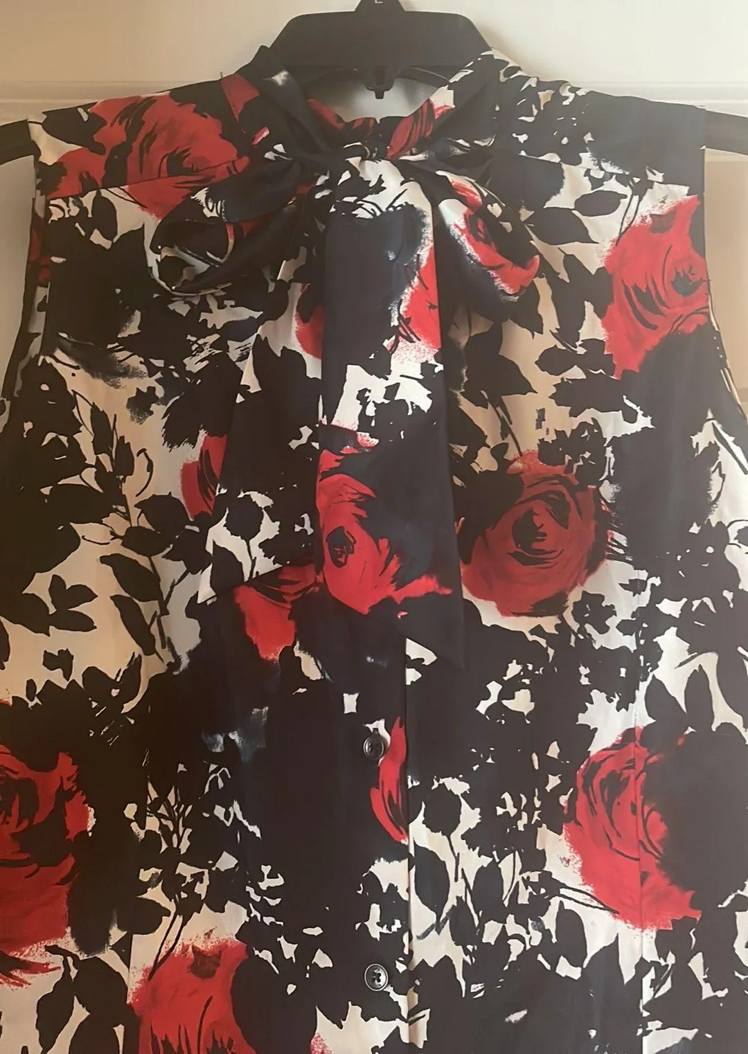 Floral Print Blouse with bowtie - Image 2