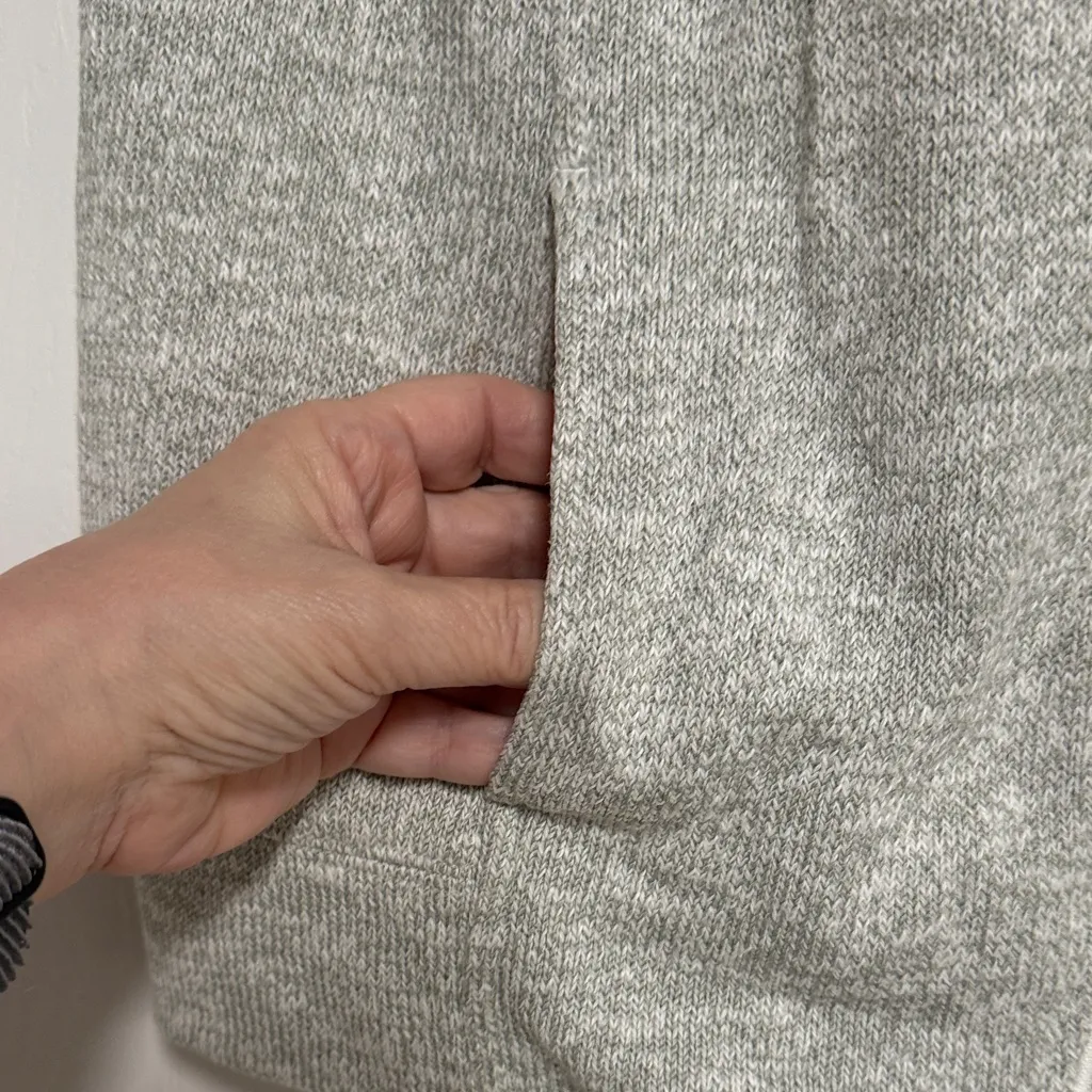 Club Monaco Gray Sleeveless Vest - Image 2