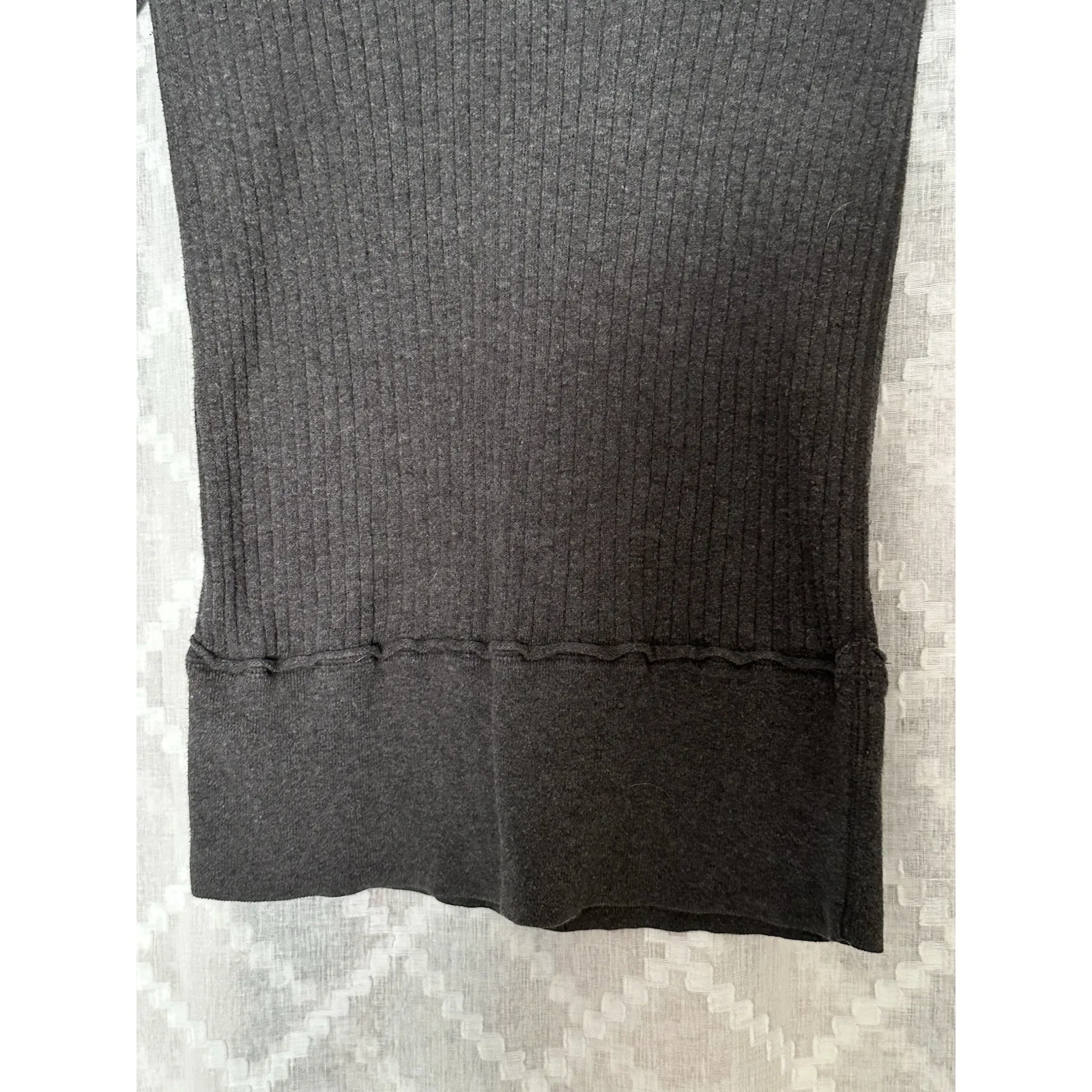 Vintage Y2K Mossimo Gray Ribbed Knit 1/2 Sleeve Henley Deep V Neck‎ Top Large - Image 6