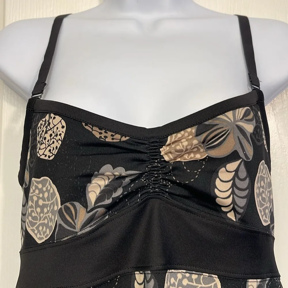 Women's The North Face Ruched Black Cami Tank Top Floral Iconic Logo Size Small - Image 3