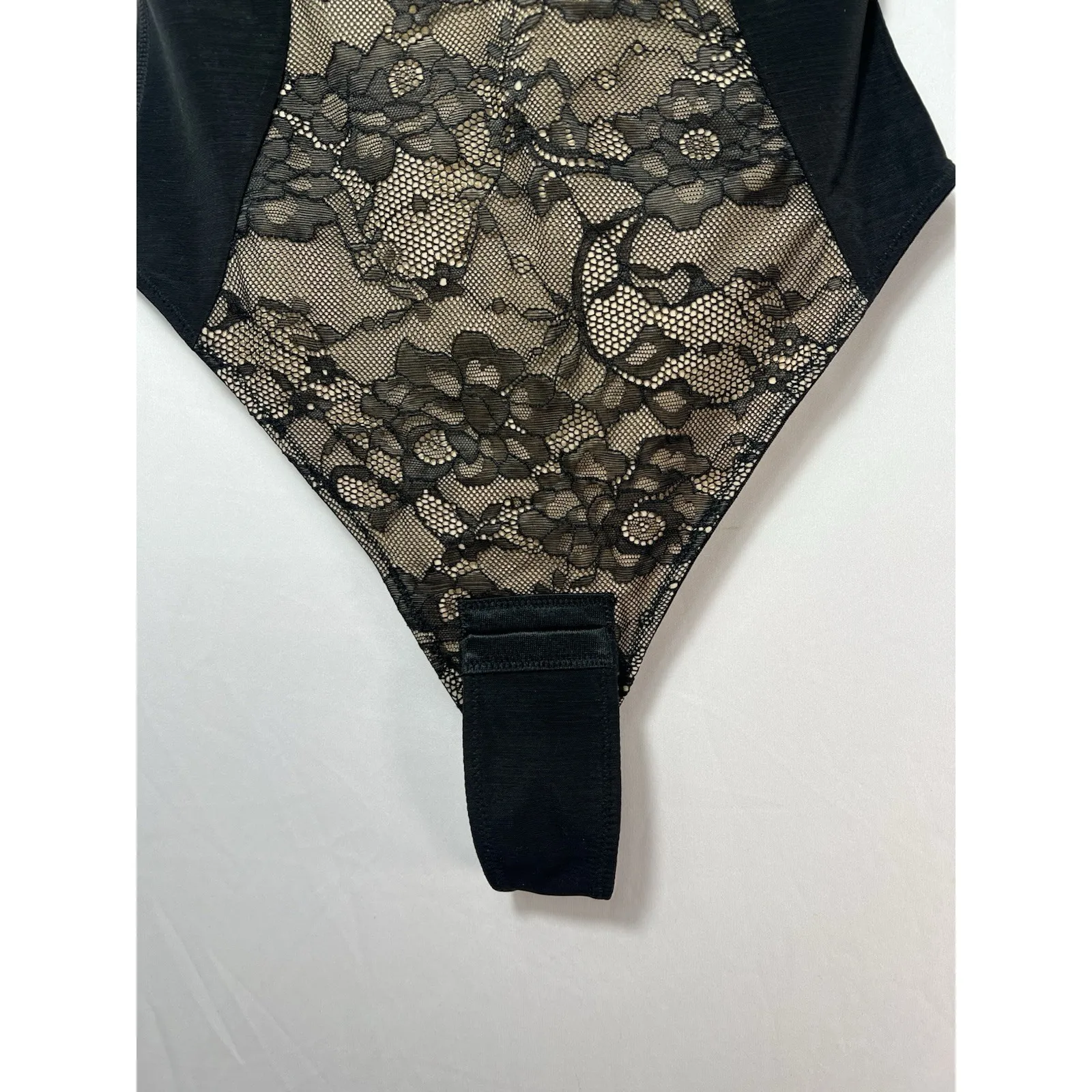 SHAPELLX Shapewear Tummy Control Lace Bodysuit Thong Body Shaper U Plunge Sz S Black - Image 4