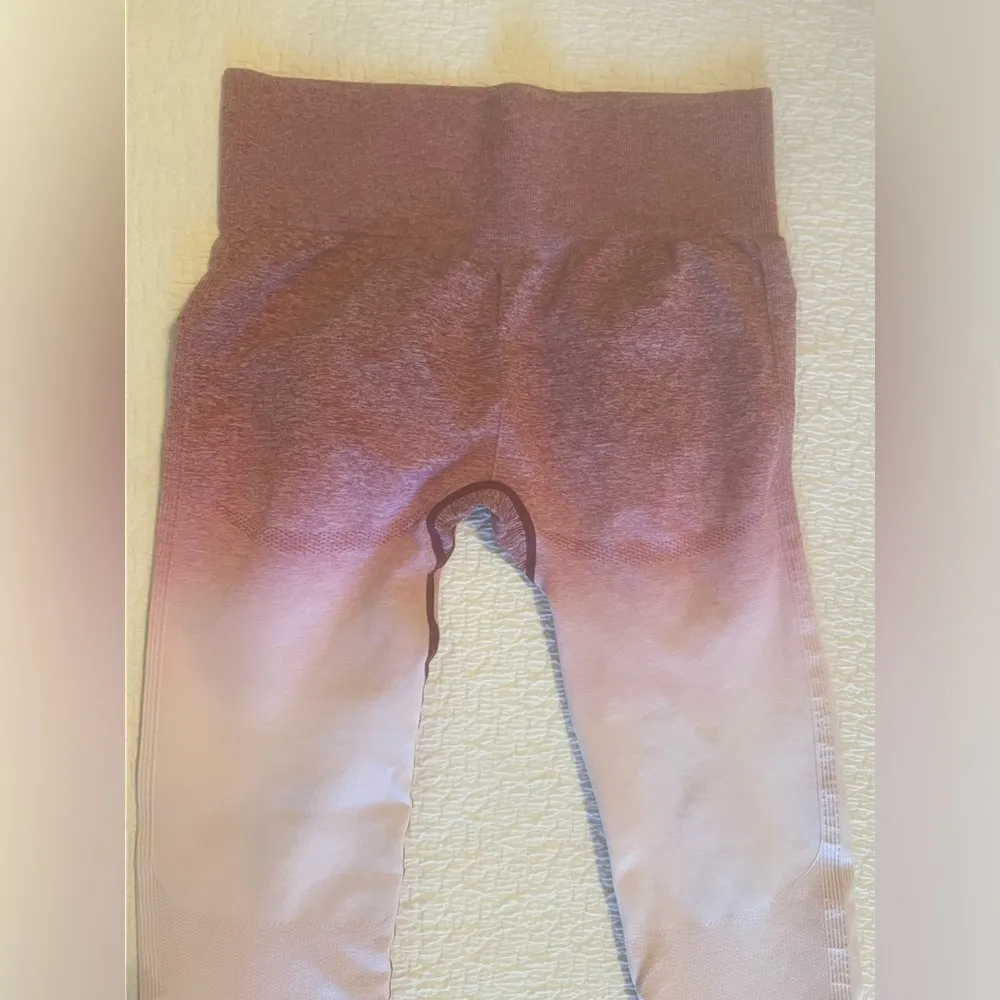 Gymshark Women's Pink Ombre Seamless Leggings Size M Activewear - Image 6