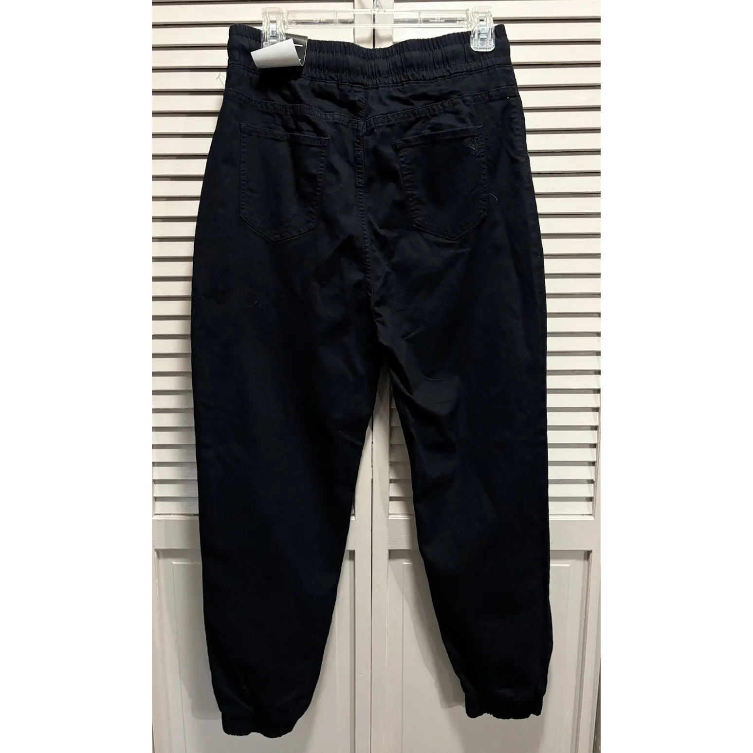 VIP Jeans Black Jogger Pants High Rise Zip Size 13/31 Pockets NWT Elastic Waist - Image 4
