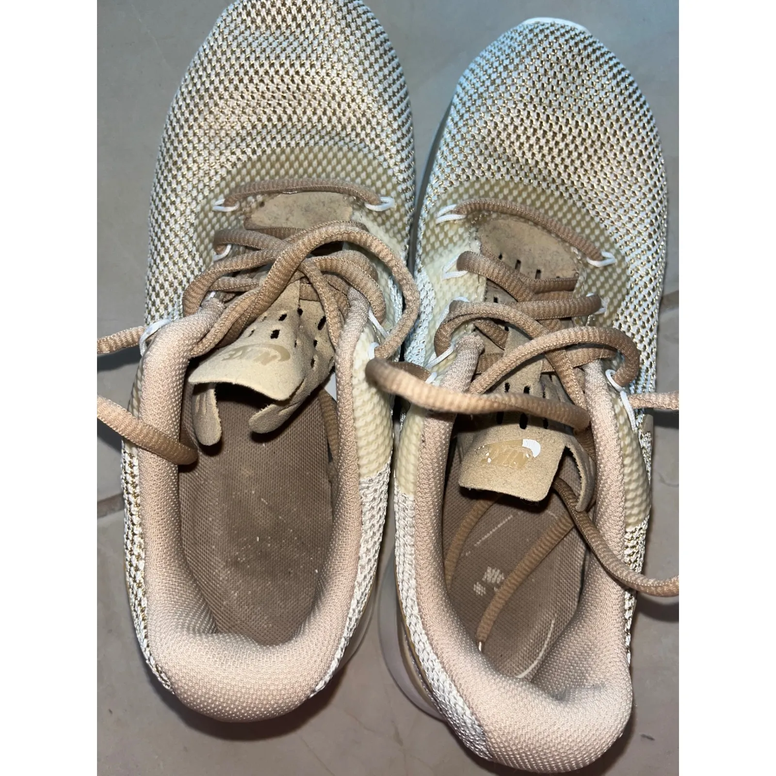 Tanjun Nike women's tan racer sneaker‎ 7 - Image 6