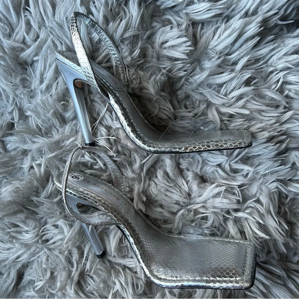 Good American silver square toe high heel sandals women's shoe size 9.5 - Image 8