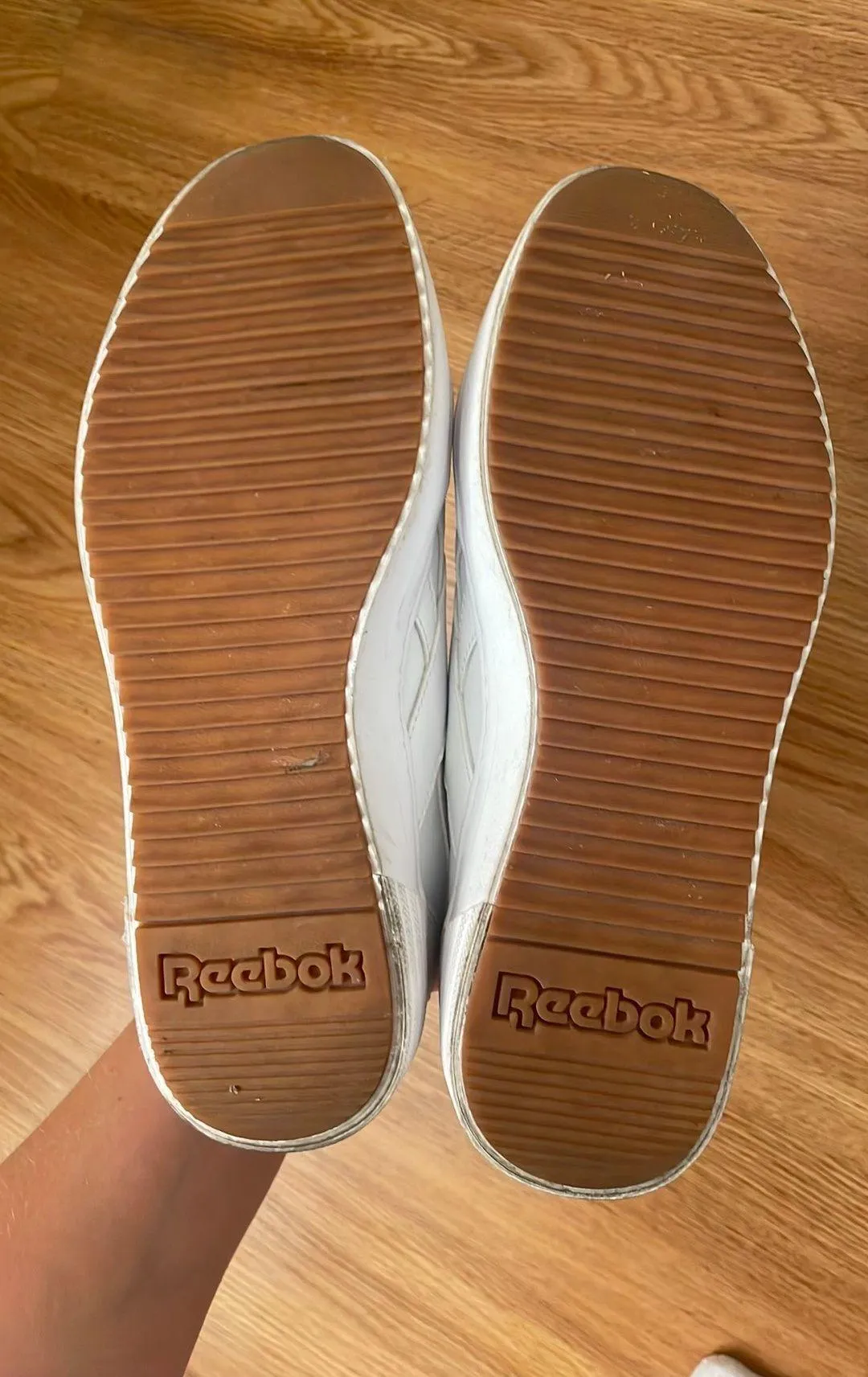 White Sneakers - Image 3