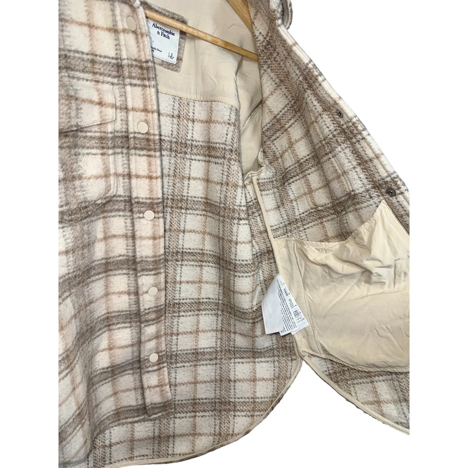 Abercrombie & Fitch Tan Cream Plaid Sherpa Shacket Jacket Coat Womens Size Small - Image 7
