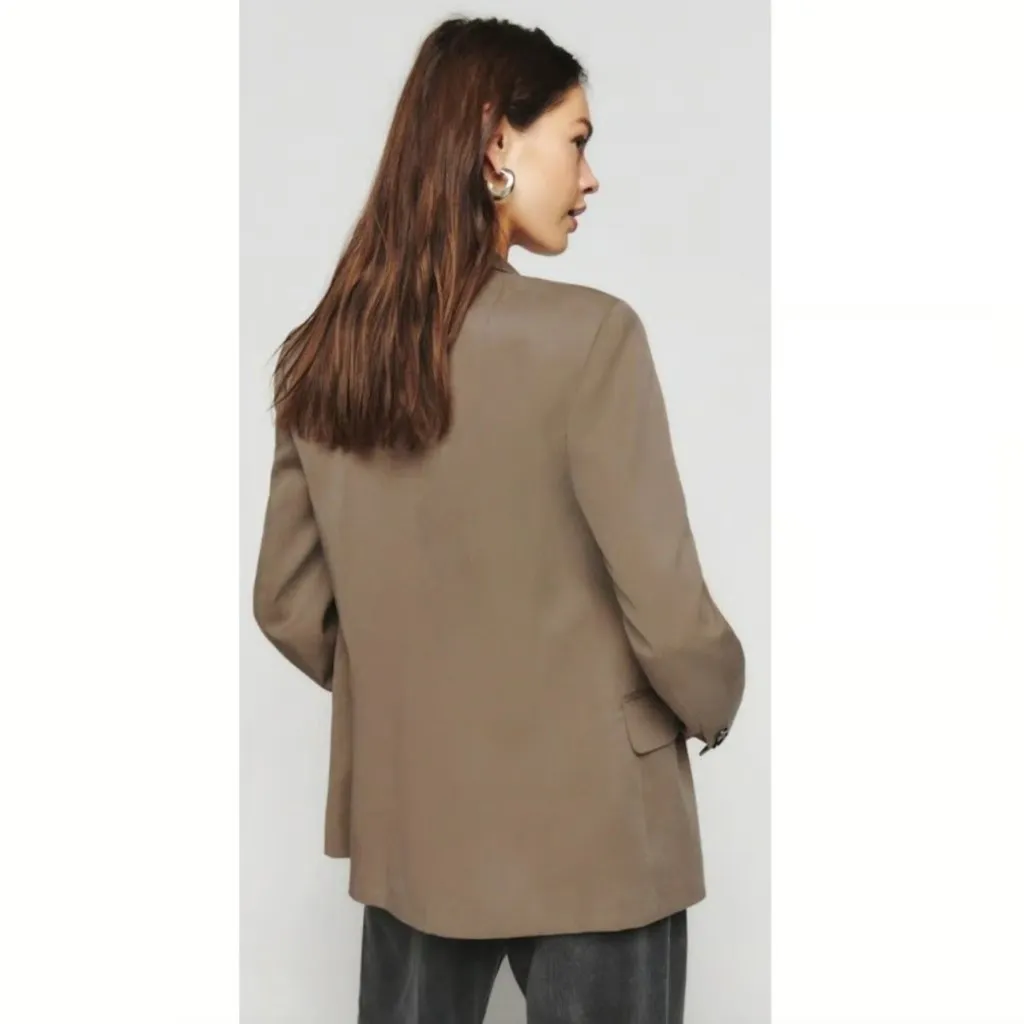 REFORMATION The Classic Slim Blazer in Mushroom Size Small - Image 8