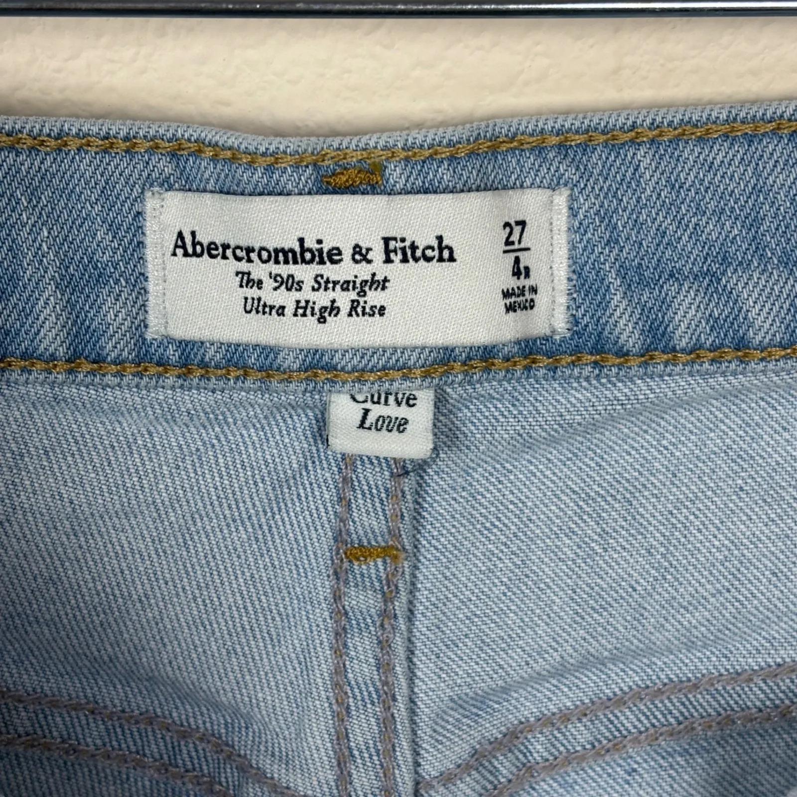 Abercrombie Fitch The 90s Straight Ultra High Rise Jeans Light Wash Ripped Sz 27 - Image 7