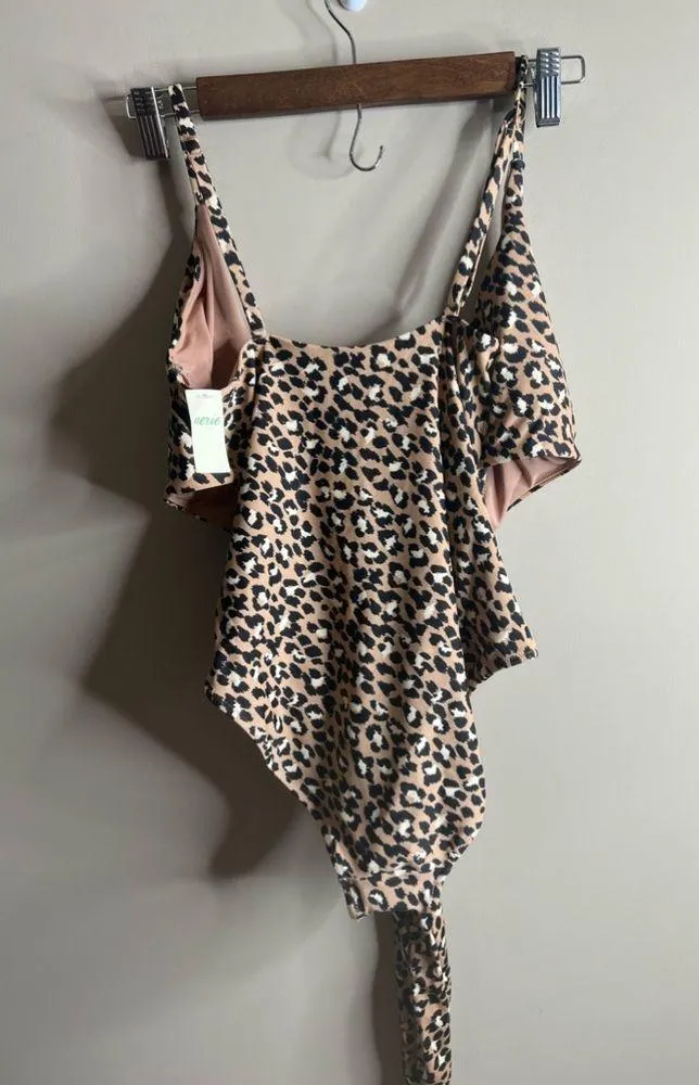 NWT Aerie one piece full coverage swim suit leopard print medium - Image 8