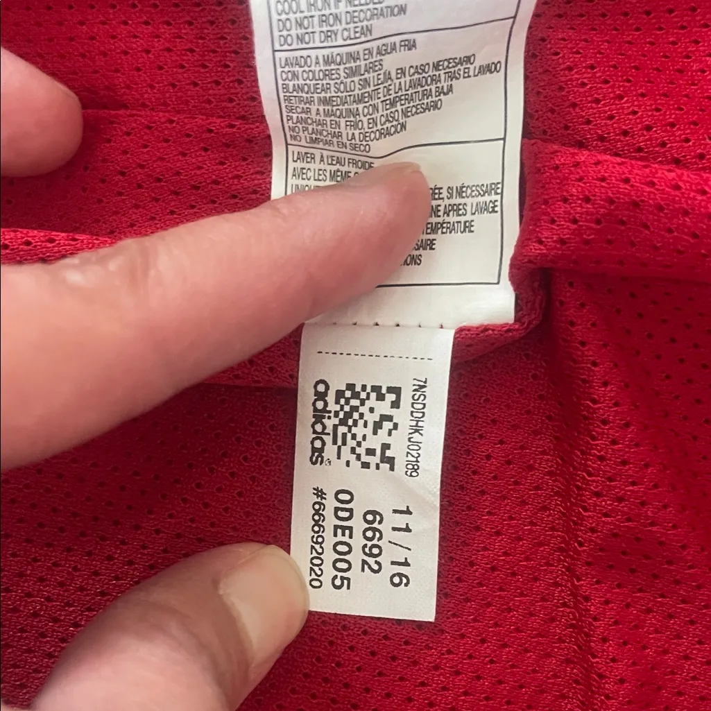 Adidas Vibrant Red Windbreaker - Image 10