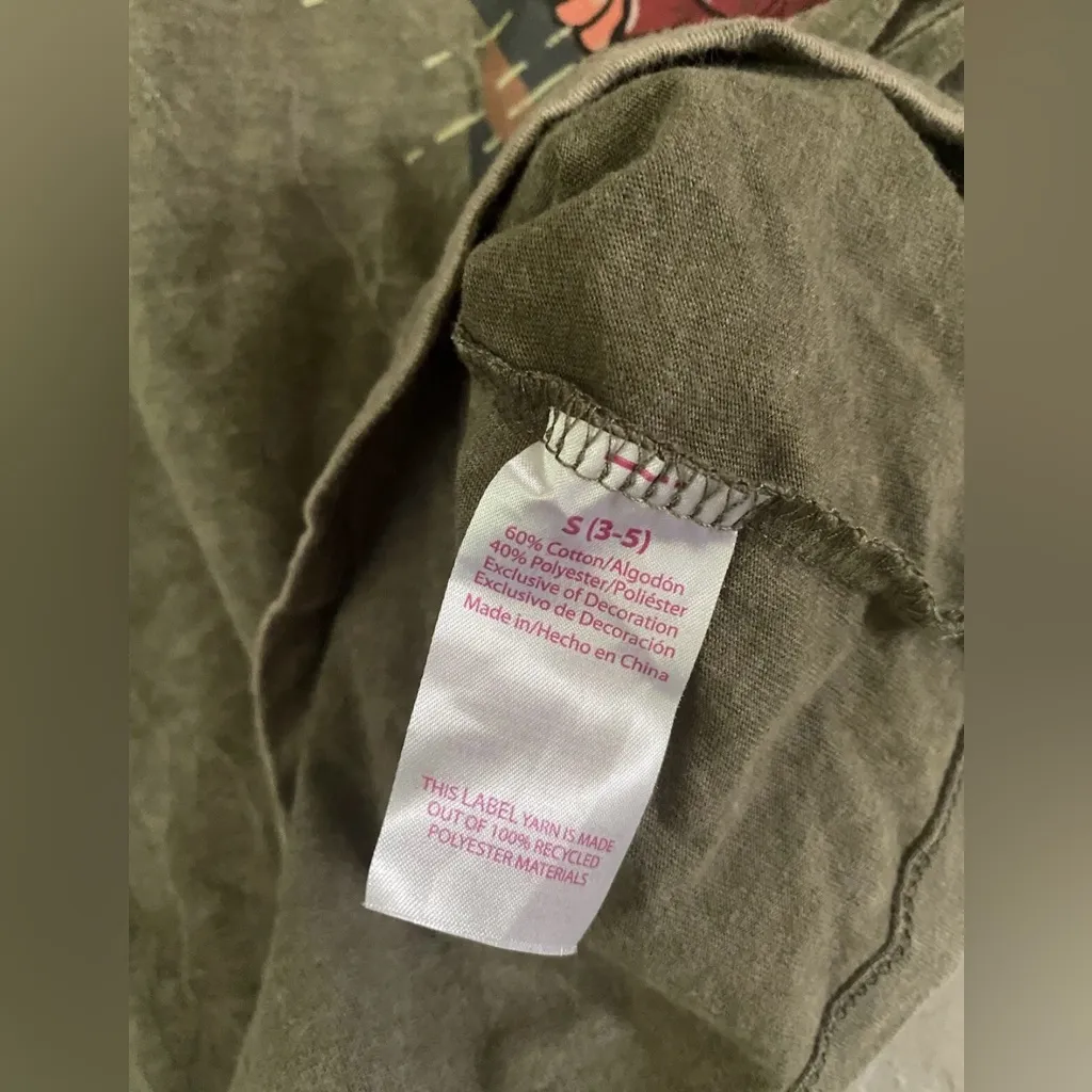 No Boundaries Wander With Love Graphic Tee -Small - Image 7