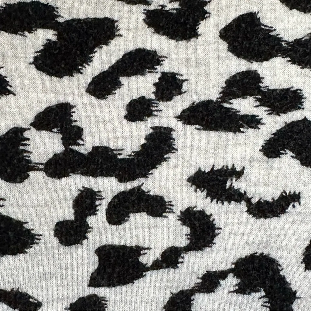 First Love Animal Print Dolman Top (M) – Black White Rosette Boatneck Stretchy - Image 3