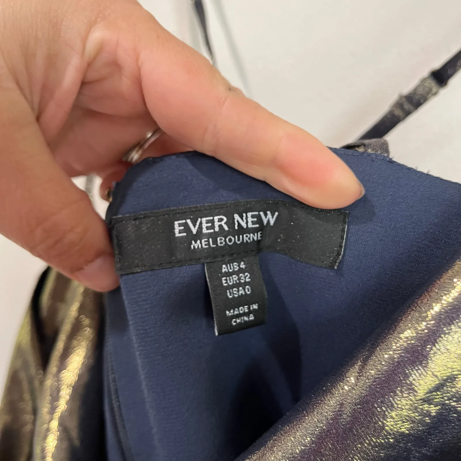 Ever New Goddess Charli High Low Navy And Gold Metallic Formal Gown Sz US 0 - Image 6