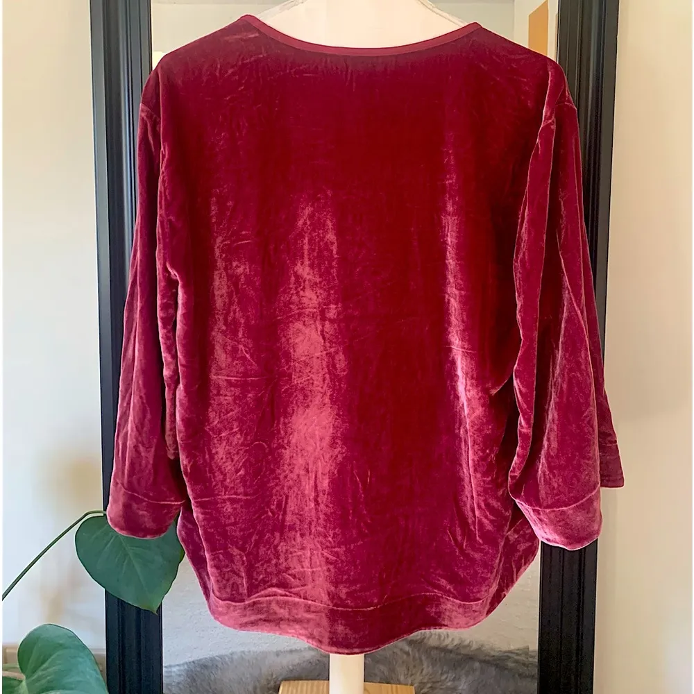Tommy Bahama Velvet Top - Image 6