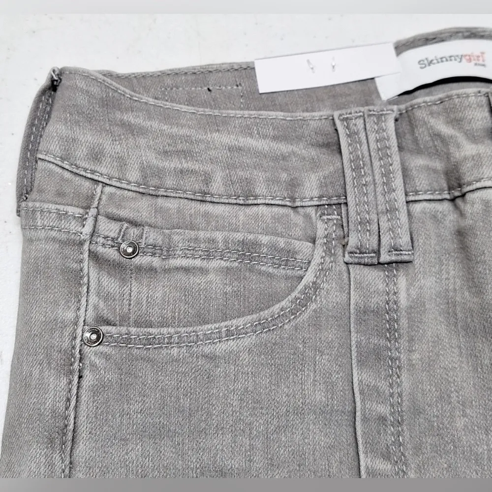 December High-Rise Slim Straight Gray Jeans Size 28/6 New! - Image 4