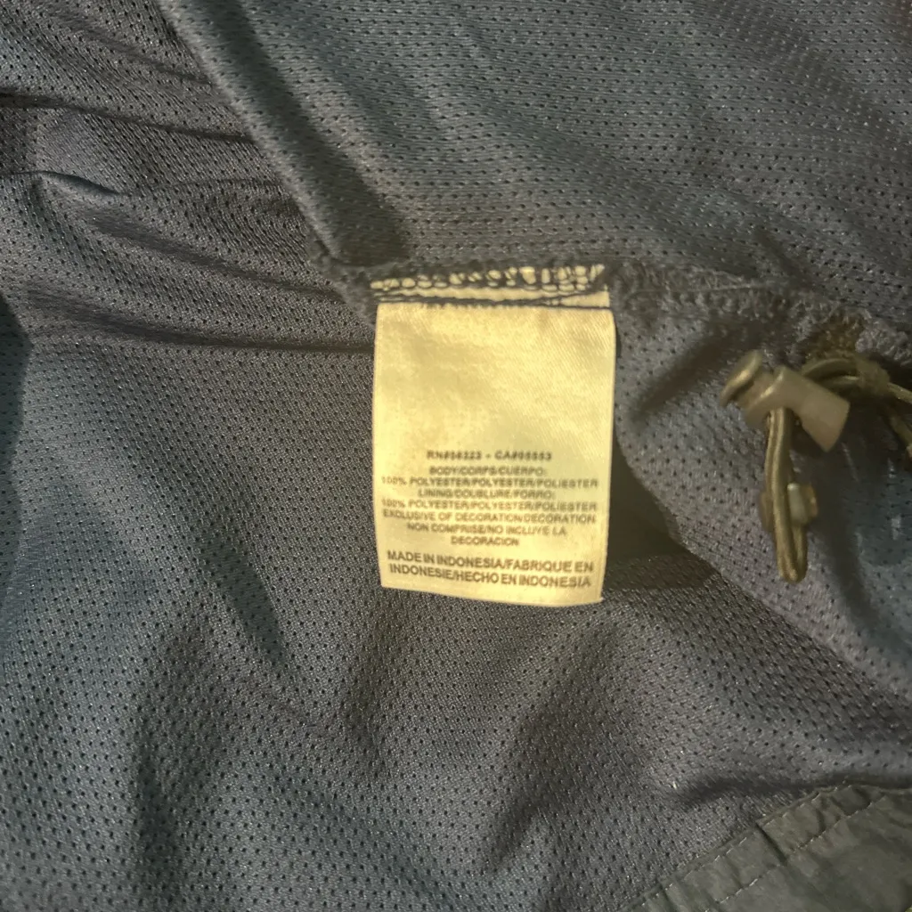 Nike storm fit women’s small Richmond Lacrosse lightweight jacket‎ Blue - Image 2