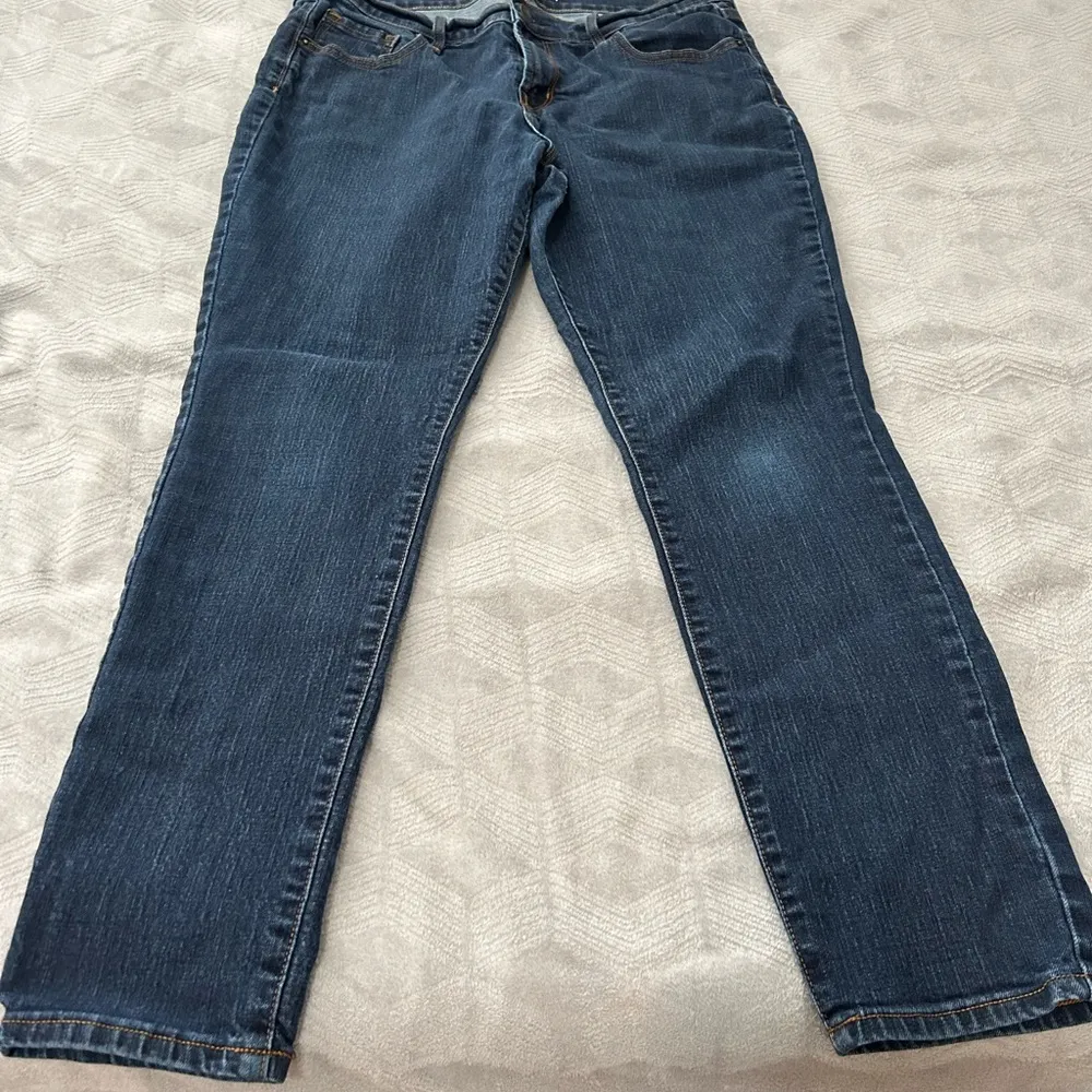 Old Navy Blue Straight Leg Jeans Classic Denim - Image 2