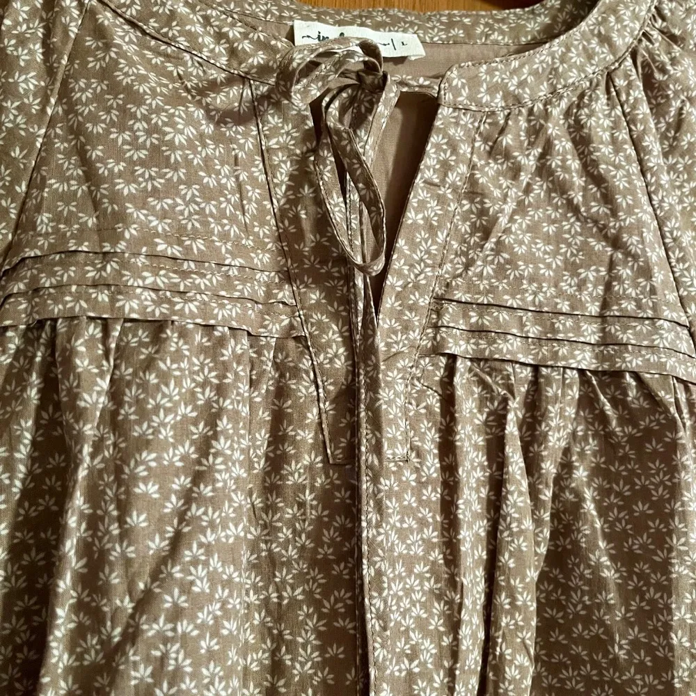 Women’s Blouse - Image 3