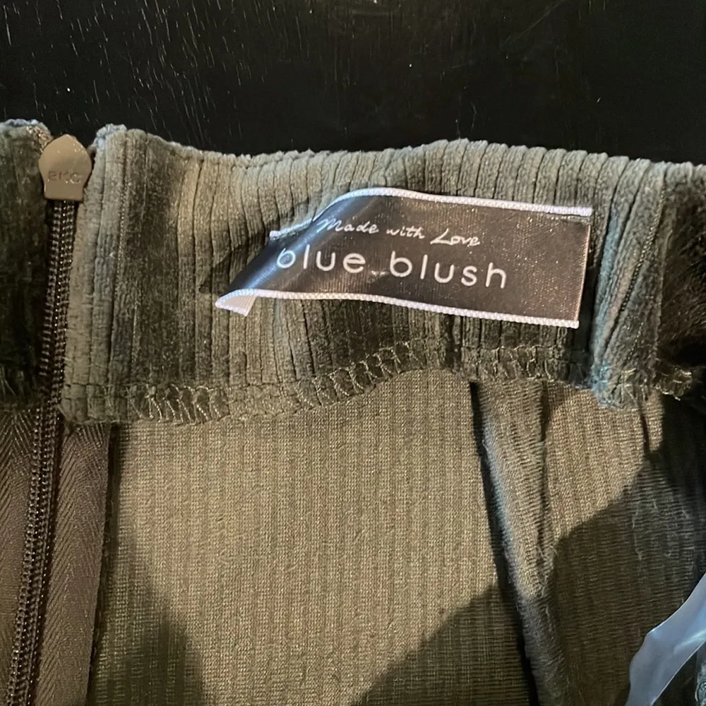 Army green velvet skort - Image 3