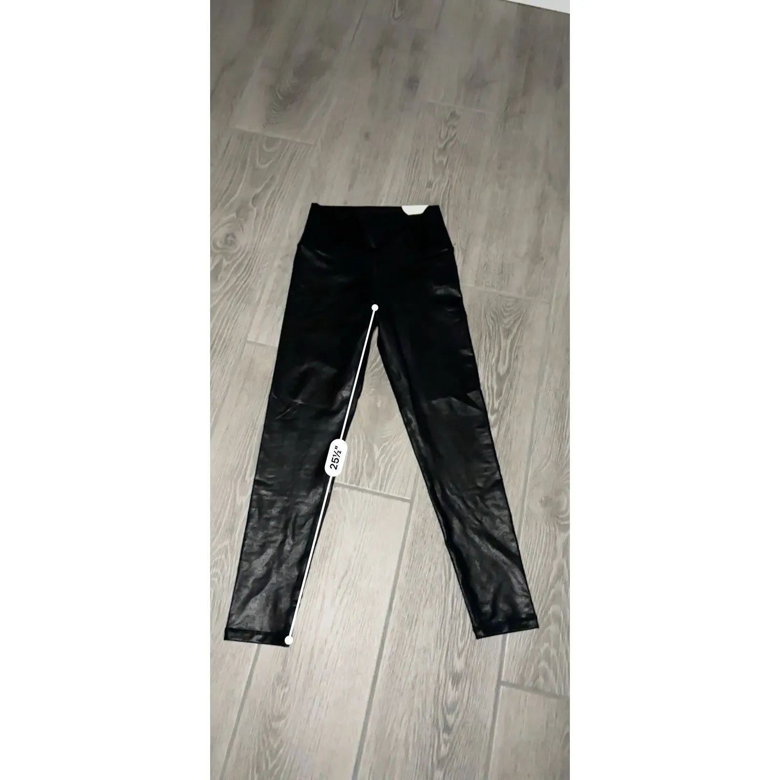 Offline by Aerie Faux Leather Leggings NEW Shiny Crackle High Rise Size MEDIUM - Image 7