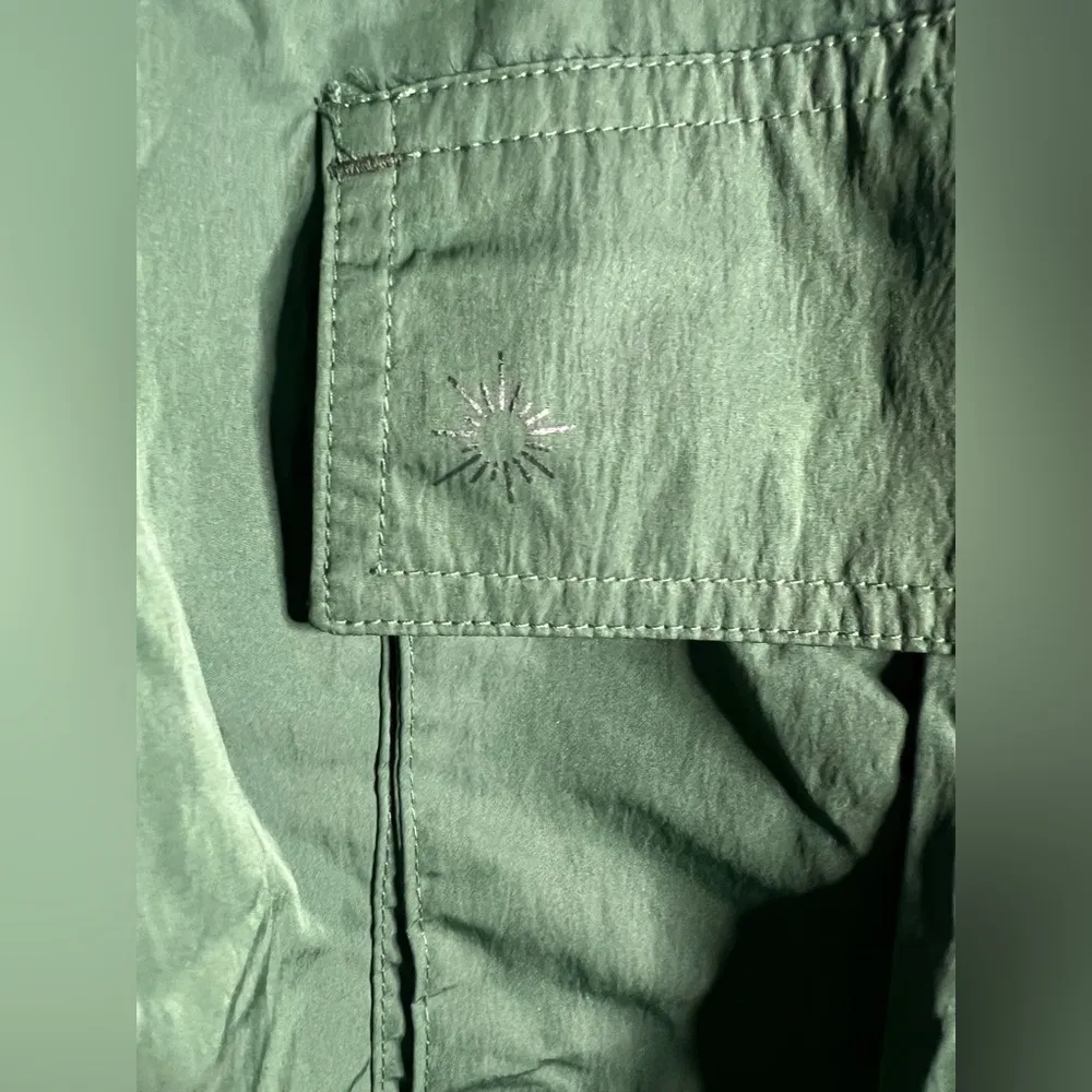 Aerie Offline NWT Preppy Gorpcore Lightweight Cargo Pull On Hiking Pants XS - Image 8