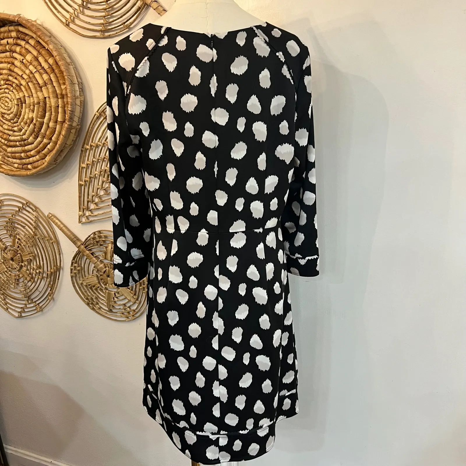 Banana Republic Mod Retro Black White Dot Shift Dress Minimalist Chic Sz 12 - Image 7