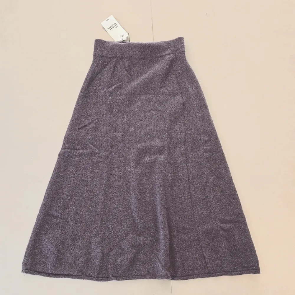 NWT! Zara Gray Flared Wool Midi Skirt - Image 2