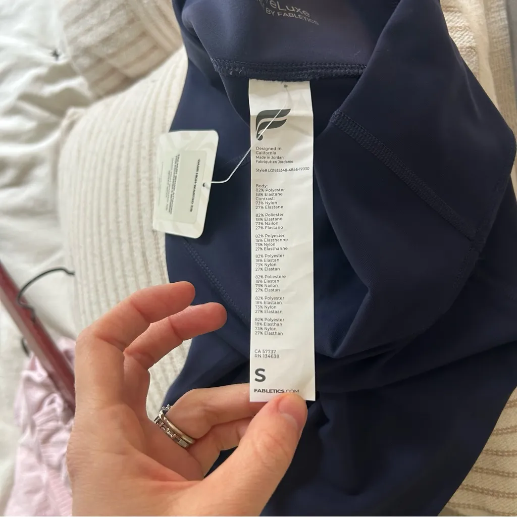NWT Fabletics Oasis High-Waisted 7/8 in Deep Navy - Image 5