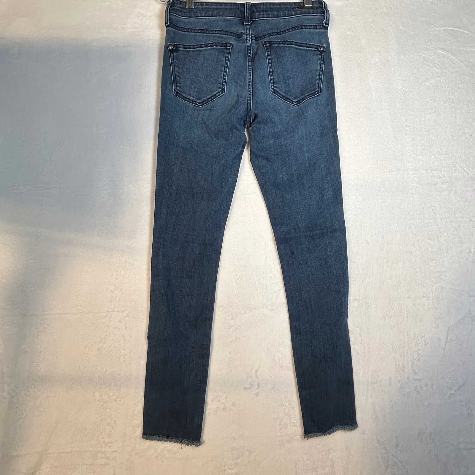 Pilcro and the Letterpress Skinny Jeans Medium Wash Frayed Hem Women Size 28 - Image 2