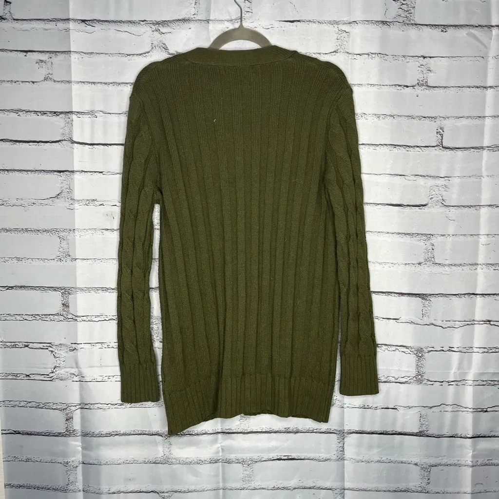 Zesica Olive Green V‑Neck Button‑Up Cardigan L Lightweight Cozy Everyday Layer Size L - Image 11