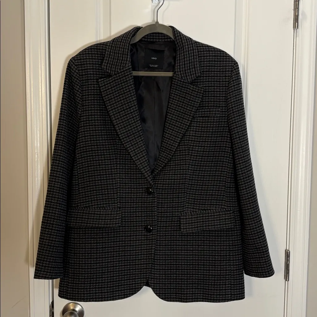 MANGO MNG Houndstooth structured wool blend blazer Italian fabric gray black m - Image 4