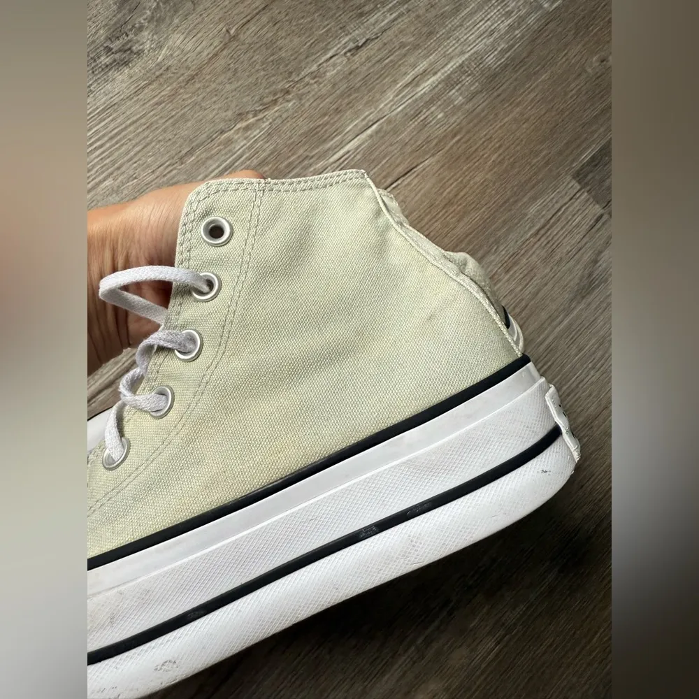 Converse All Star Platform Sneakers High Tops Sage Green White Size 6 Chucks - Image 8