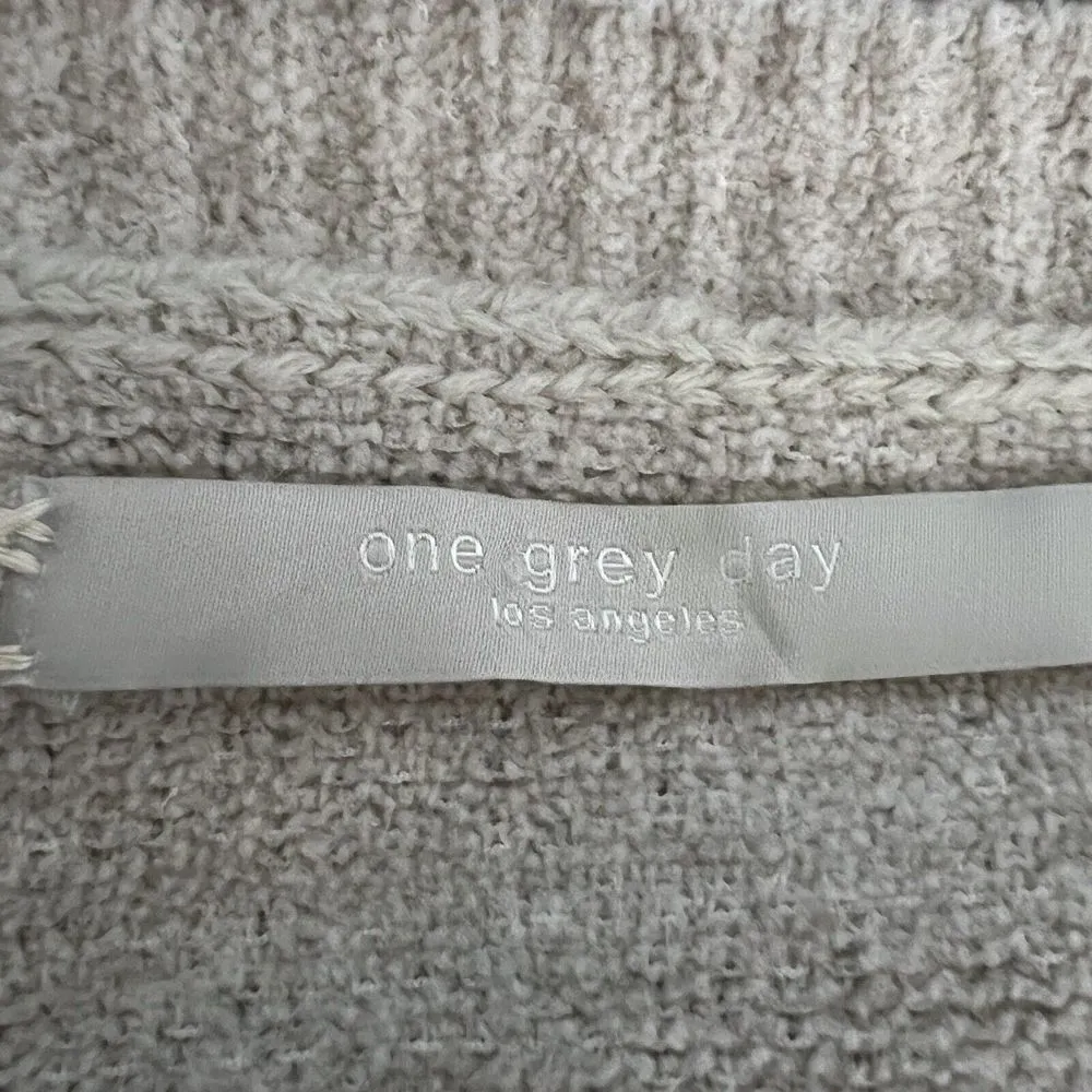 One Grey Day Sweater Women Extra Small XS Tan Updated Basic Boho Chic Minimalist - Image 7