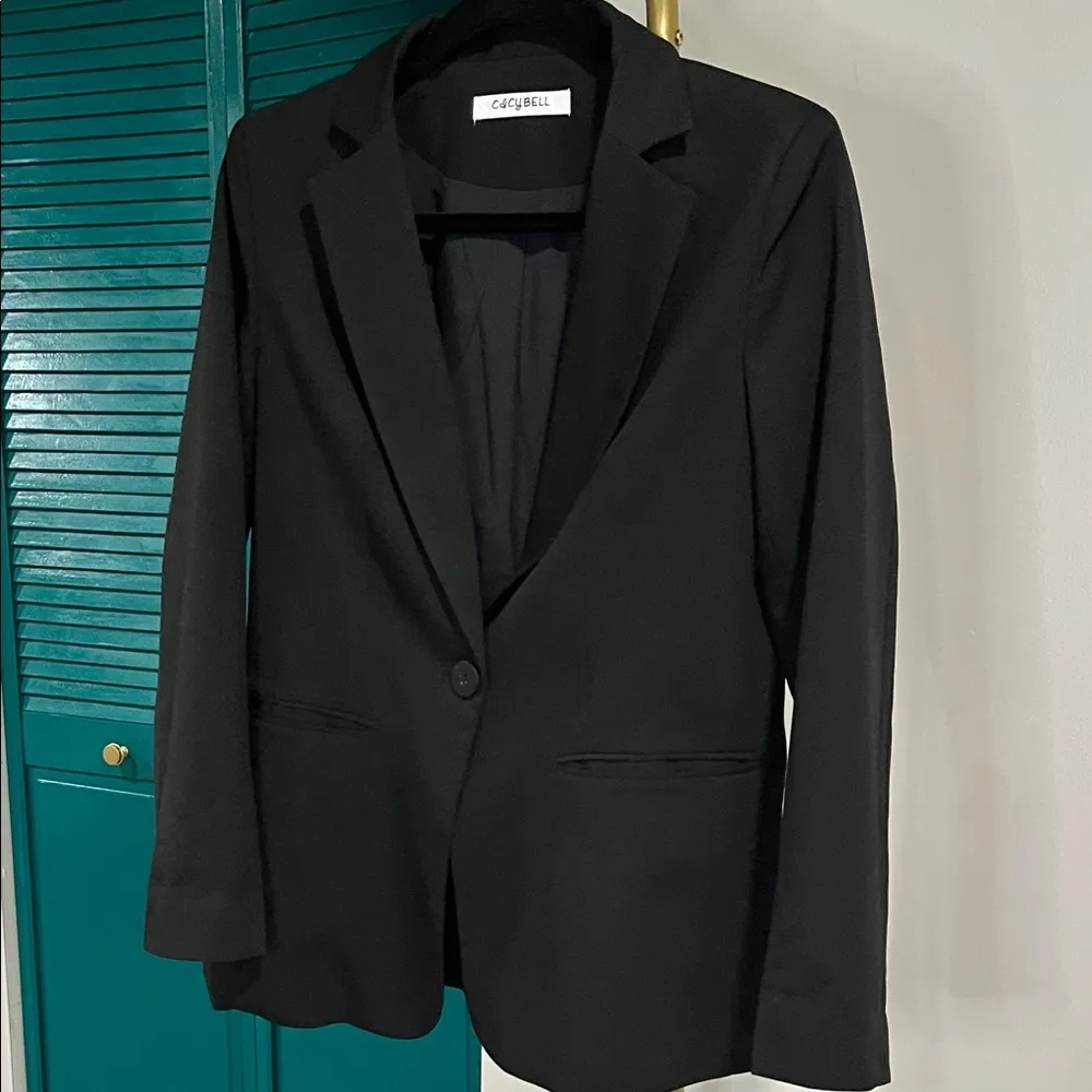 NWOT Women's Casual Blazers Black - Image 2