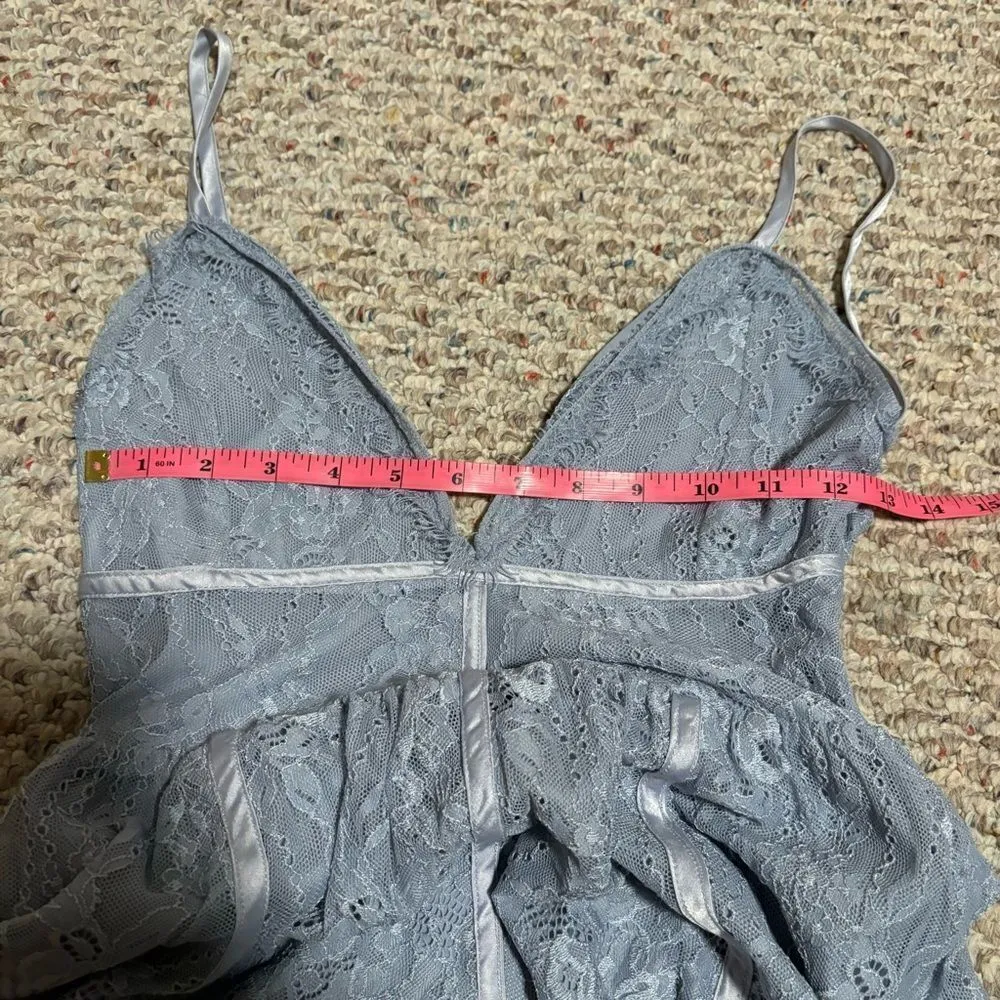 NWOT Superdown x Revolve Mandy Lace Flare Dress in Dusty Blue- Size XS - Image 8