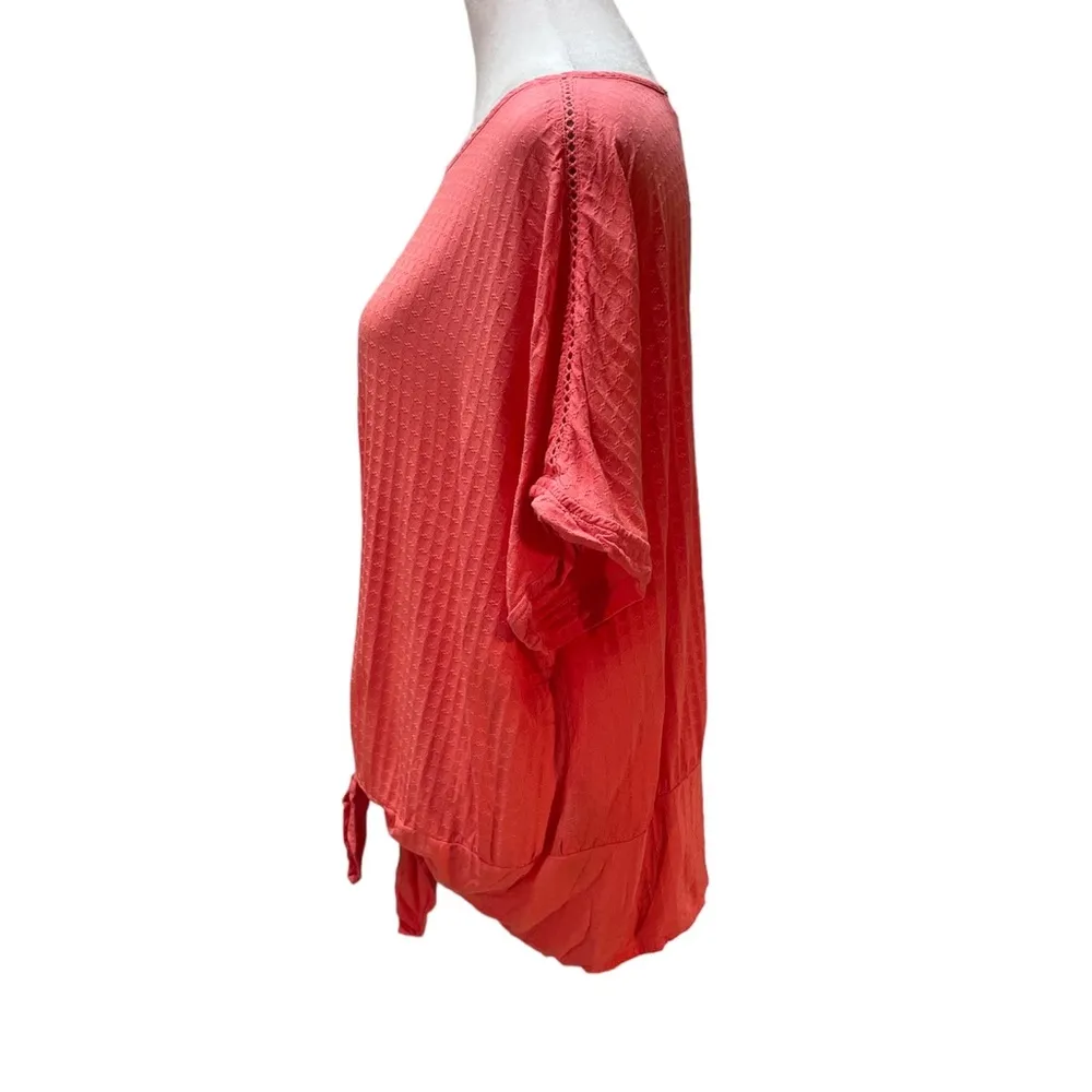 Buffalo Melon Color Short Sleeve Tie Front Keyhole with Button Back Top Size XL - Image 5