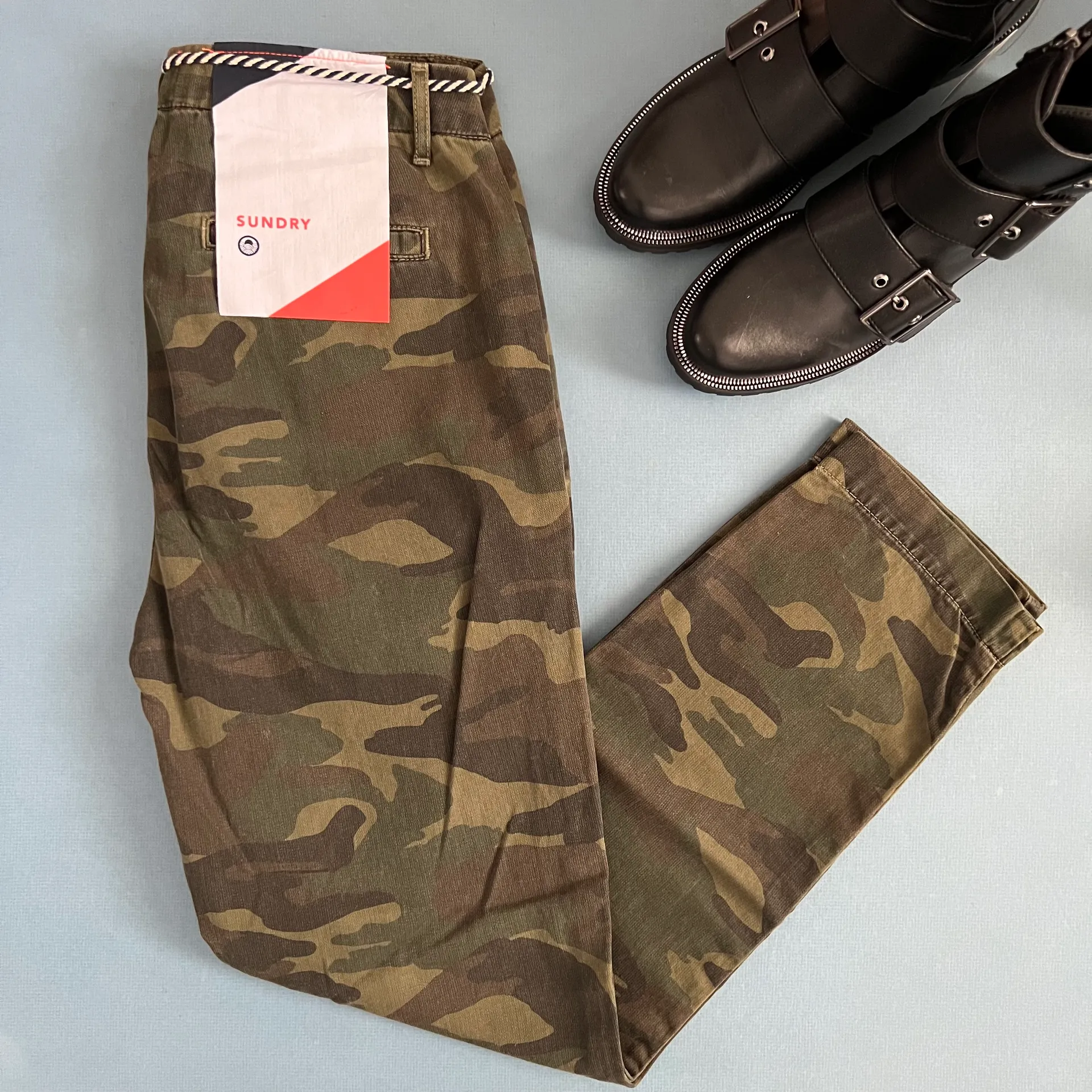 Sundry NWT  Camo Spruce Clean Straight Trouser Pants - Image 8