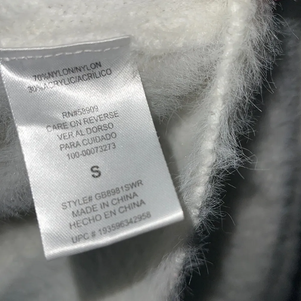 Gianni Bini GB fuzzy crop sweater ❤️‍🔥 - Image 12