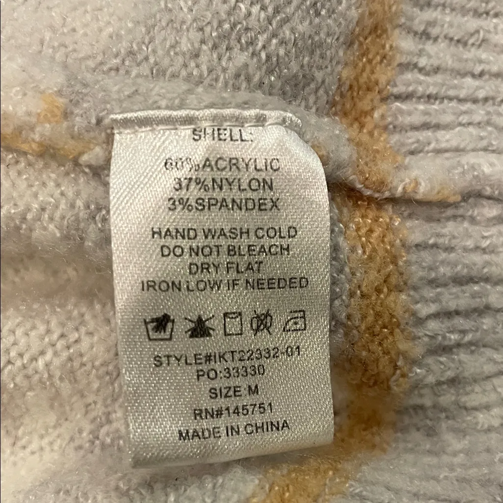 Pink Lily Multicolor Striped V-Neck Sweater size M - Image 3