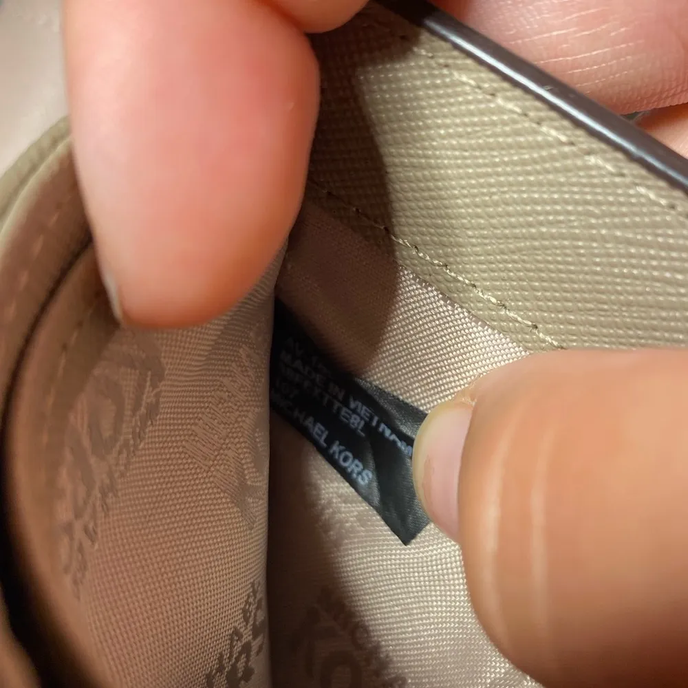 One Hot Kitten Hand Painted MK Wallet EUC Tan - Image 14