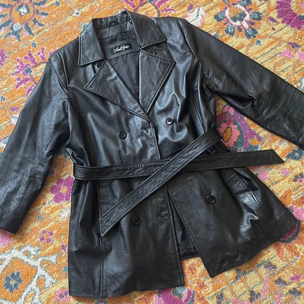 Amalfi Leather belted Jacket black trench Coat Size Medium 90’s Y2K matrix - Image 9