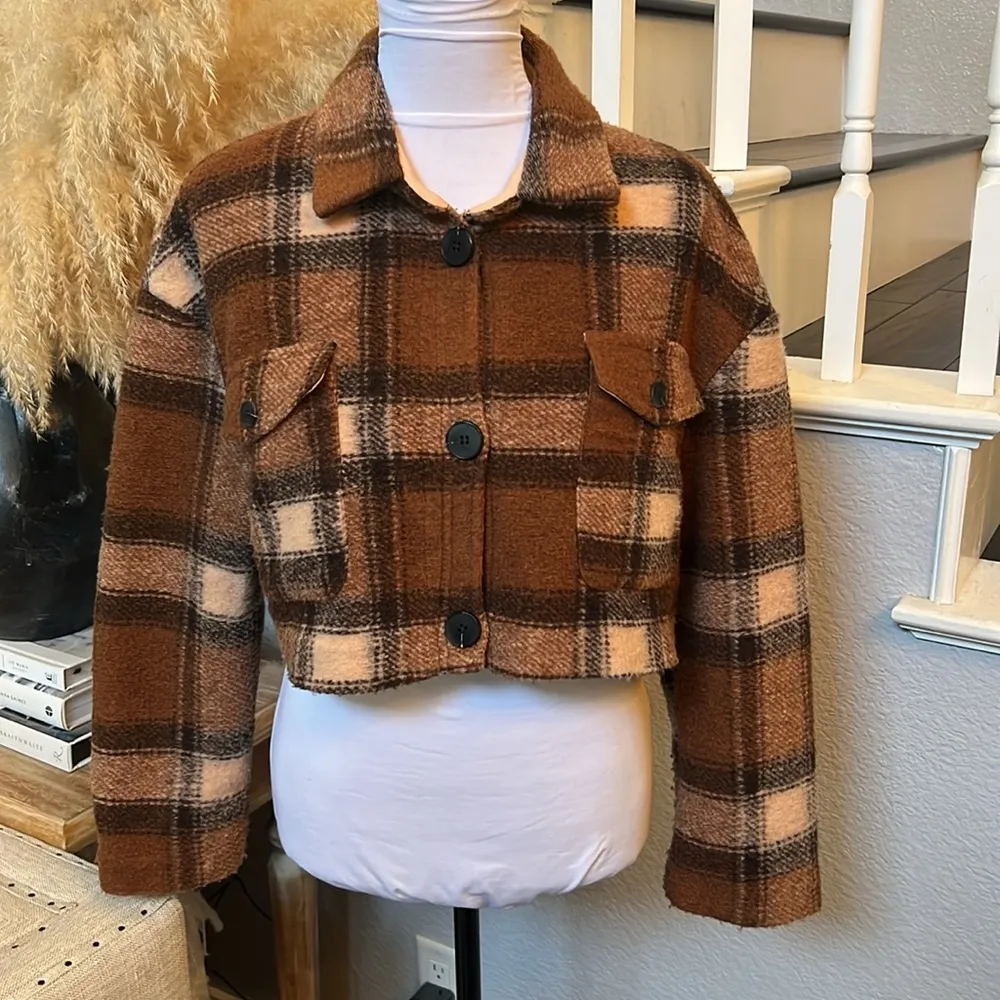 LOVERS + FRIENDS BOXY PLAID CROPPED BLAZER SHACKET SIZE XS - Image 3