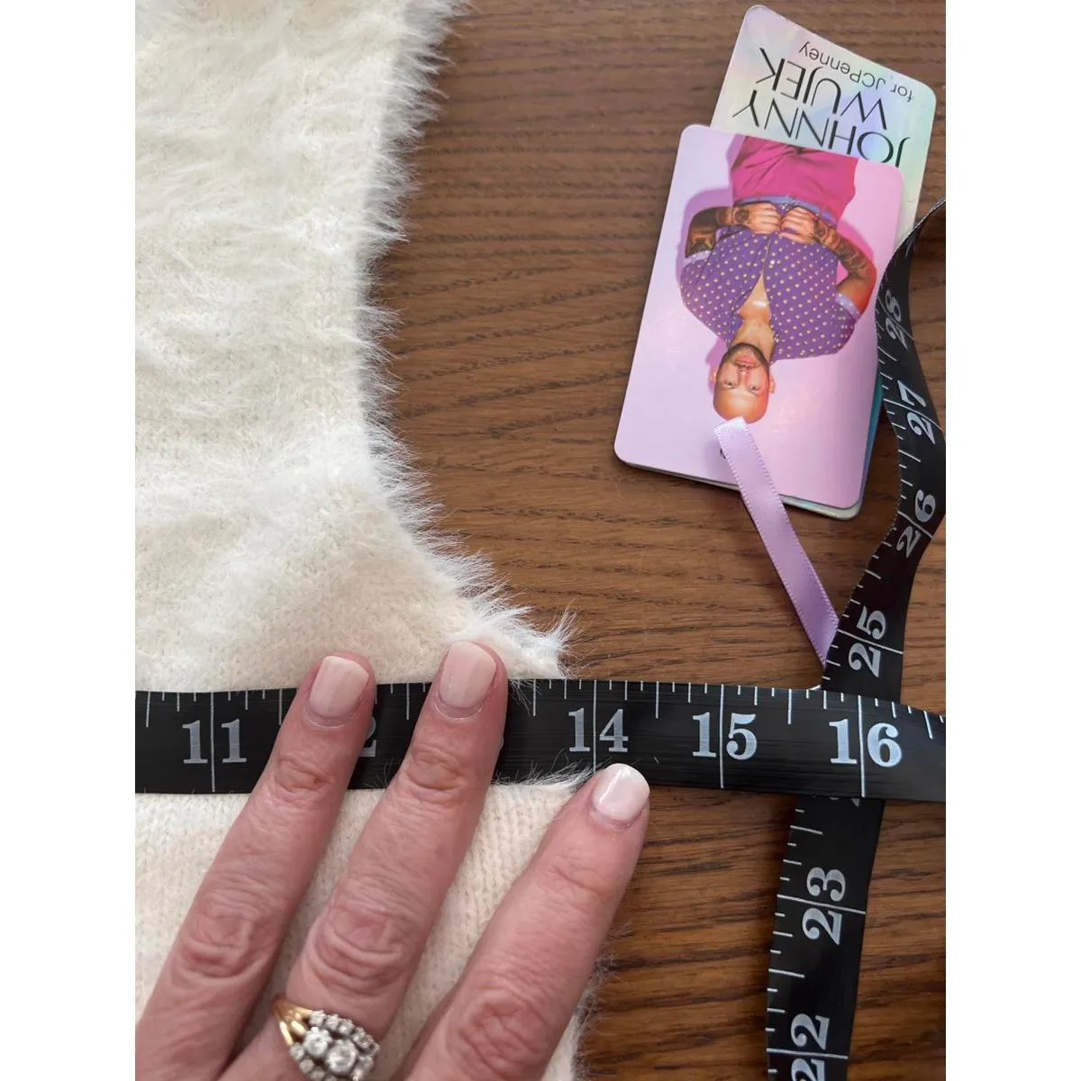 Chic White Fluffy Vest by Johnny Wujek - Image 5