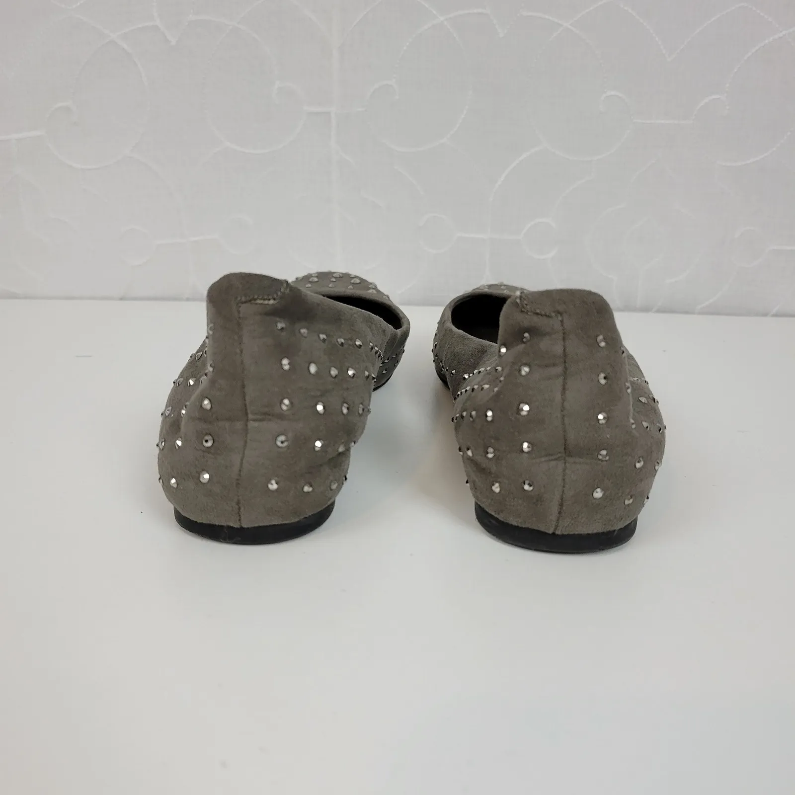 Jessica Simpson Womens Shoes Size 6.5 Gray Suede Studded Slip‎ On Ballet Flats - Image 5