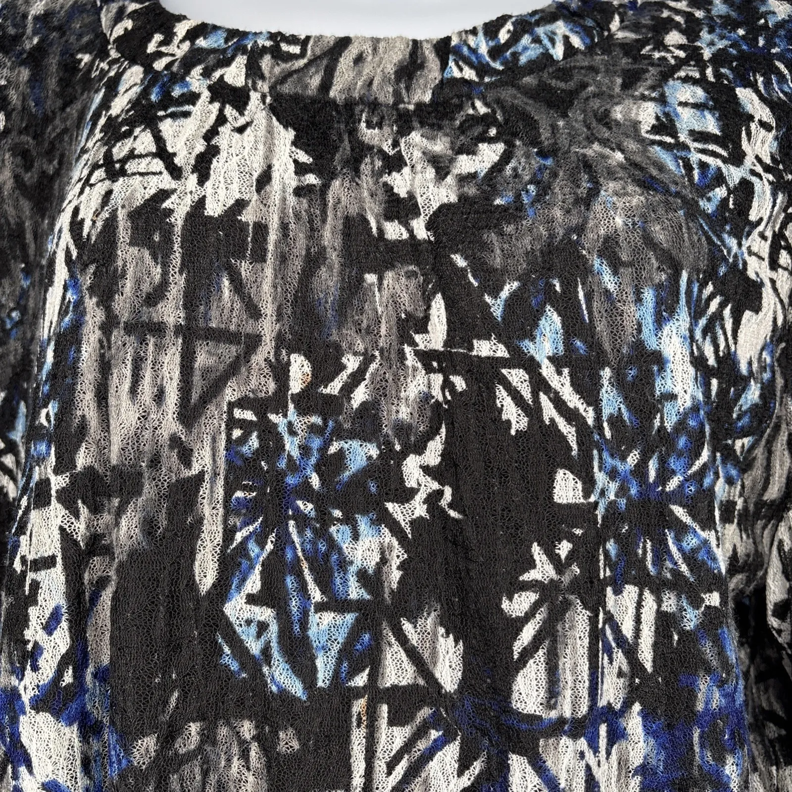 CJ‎ BANKS Women 1X Plus Blue & Black Long-Sleeve Rayon Shirt Blouse Top - Image 2