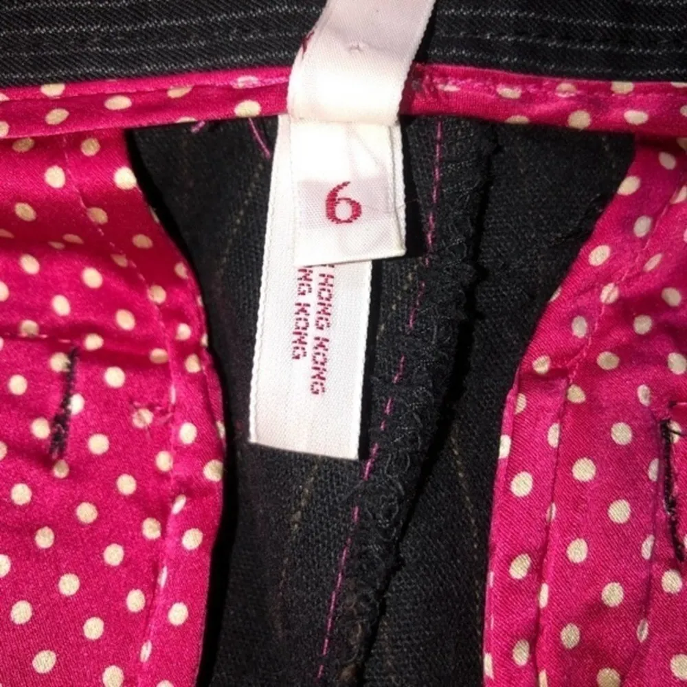 Joie  Charcoal Pinstriped Cuffed Cropped Toggle Cargo Pants Size 6 - Image 5