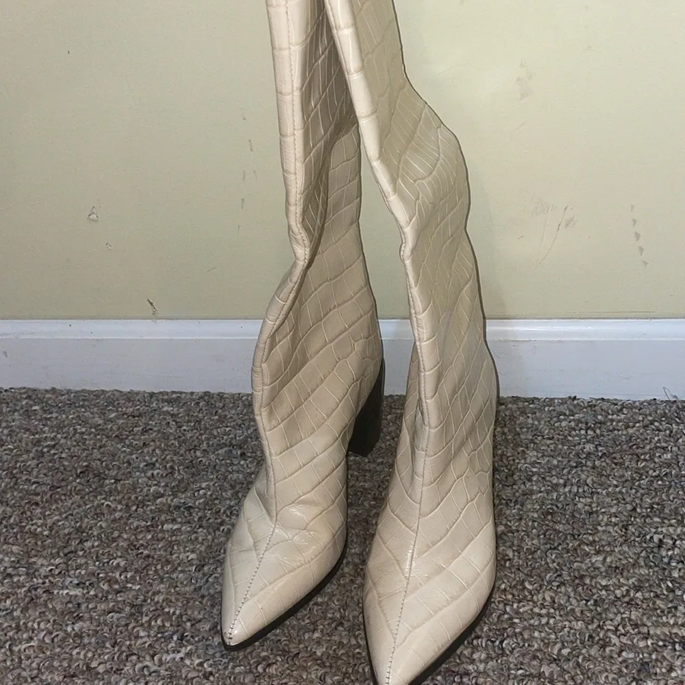 Womens SCHUTZ Maryana Block Crocodile High Heel Boots Embossed Leather Boot - Image 3